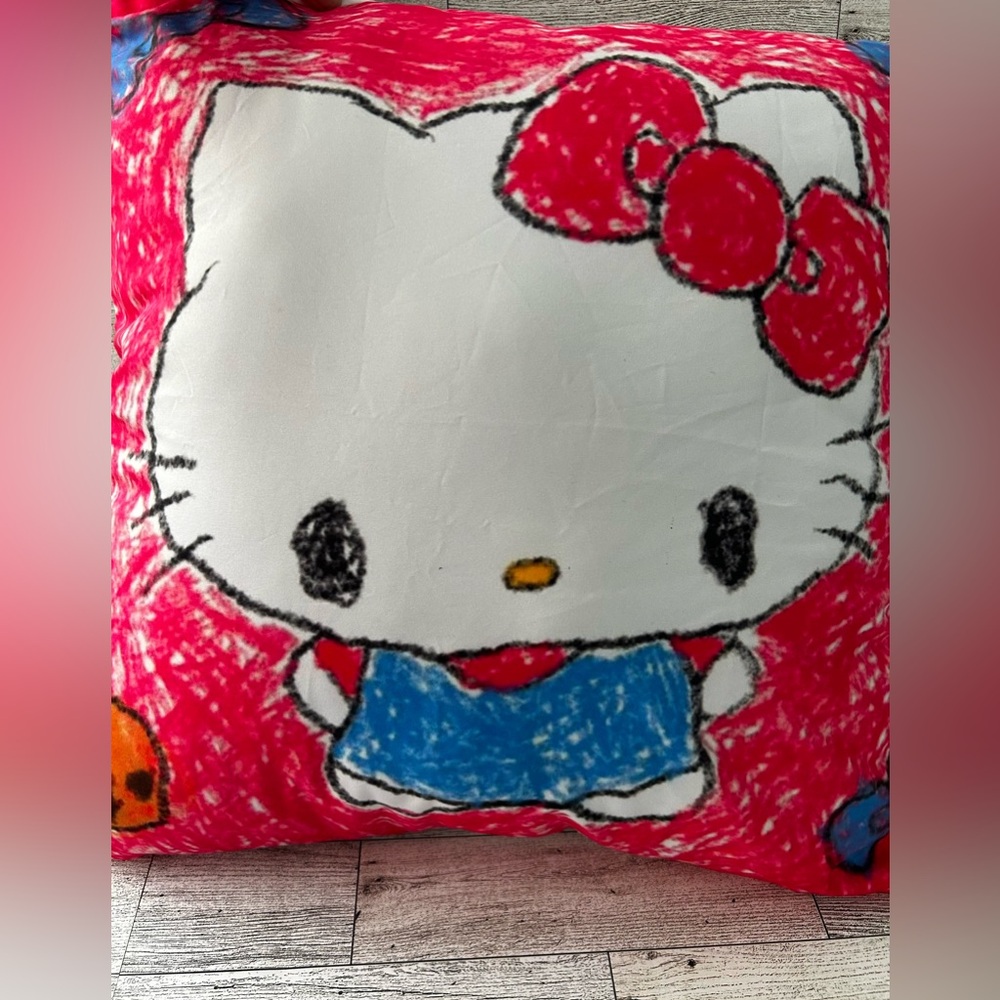 Hello kitty pillow cover